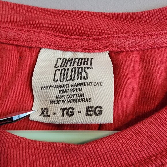 Comfort Colors and Simply Southern XL Tshirt Bundle - Used - Picture 4 of 10